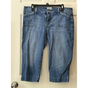 Levi's 545 Capri Womens Jeans Light Wash Women’s Size 14 Denim Summer Cute